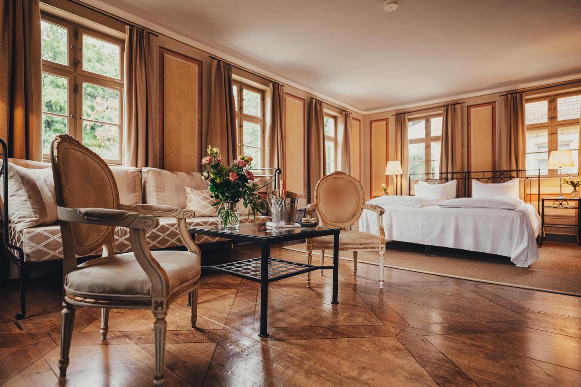 Sorgenfrei & Restaurant Atelier Sanssouci Radebeul