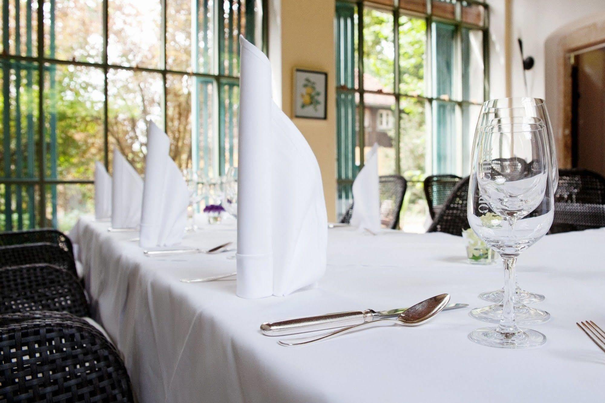 Hotel Sorgenfrei & Restaurant Atelier Sanssouci