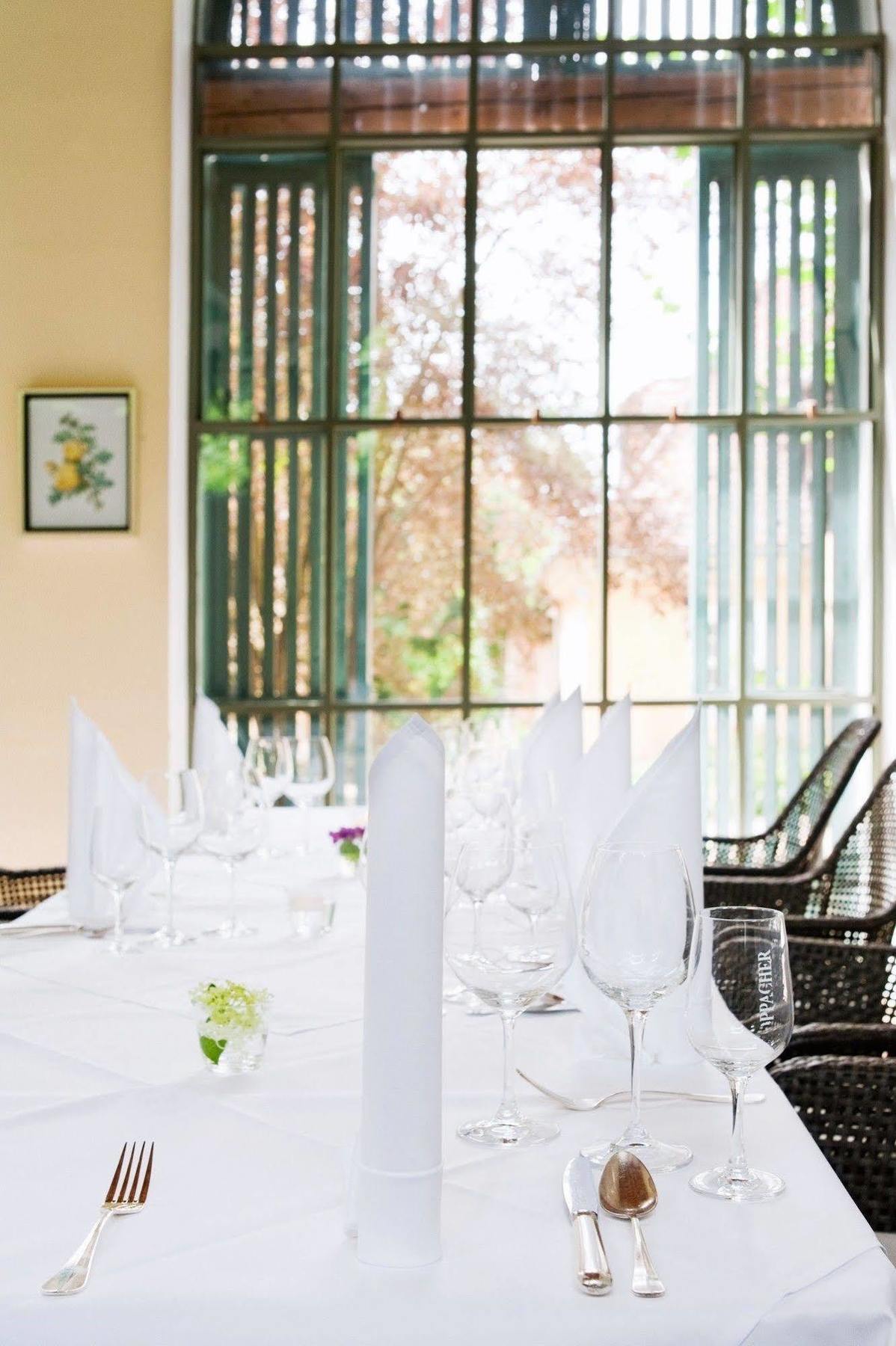 Sorgenfrei & Restaurant Atelier Sanssouci